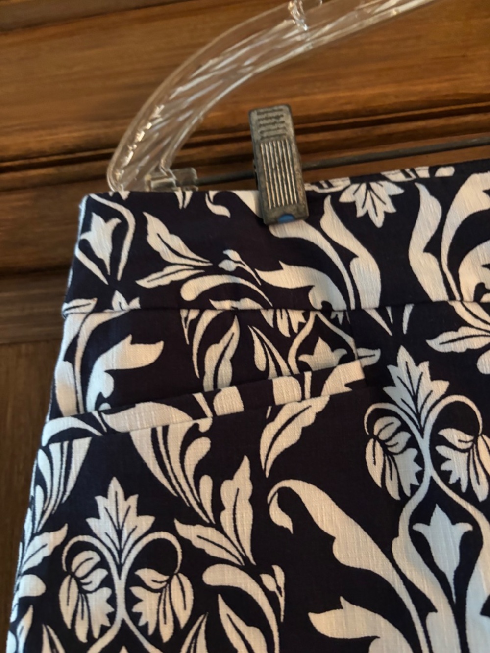 Chico’s Navy/ White Damask Bermuda Shorts - Picture 4 of 7